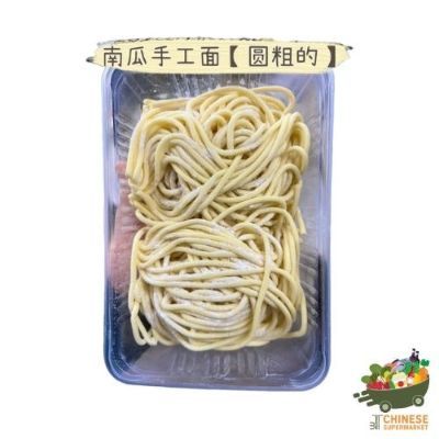 南瓜手工面 (เส้นหมี่สดฟักทอง) - กล่อง